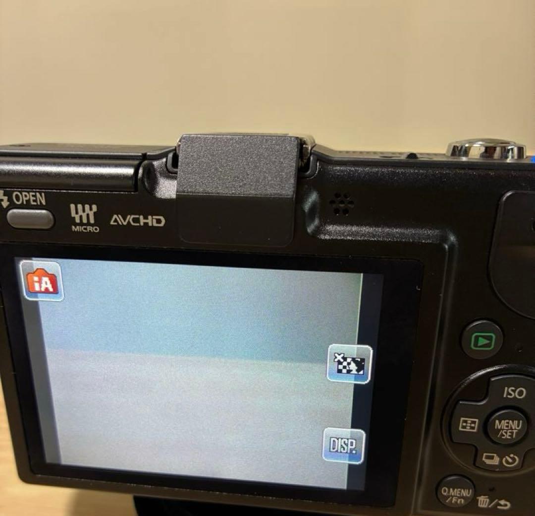 【美品】パナソニック LUMIX GF2 ダブルレンズキット　おまけ付き