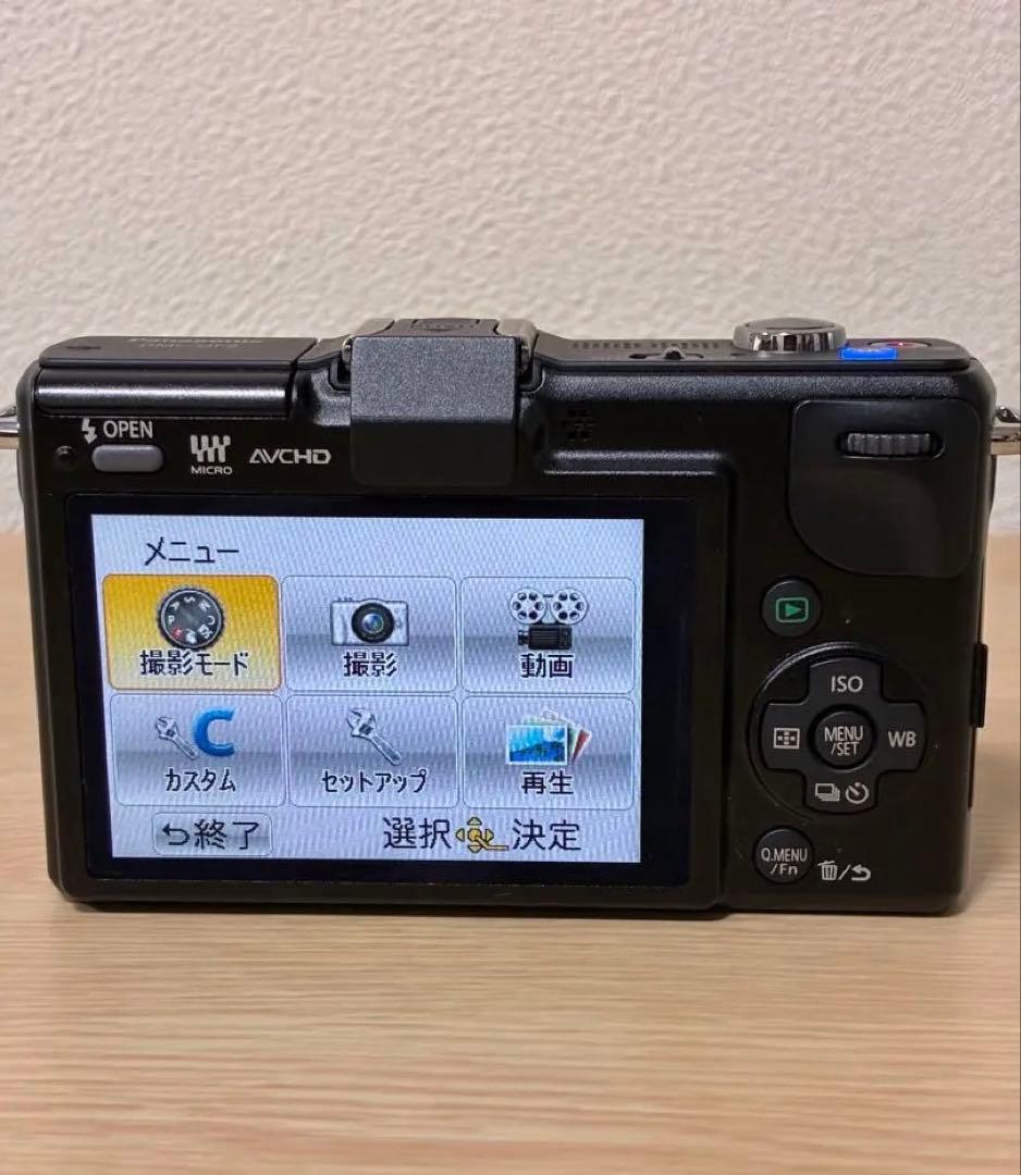 【美品】パナソニック LUMIX GF2 ダブルレンズキット　おまけ付き