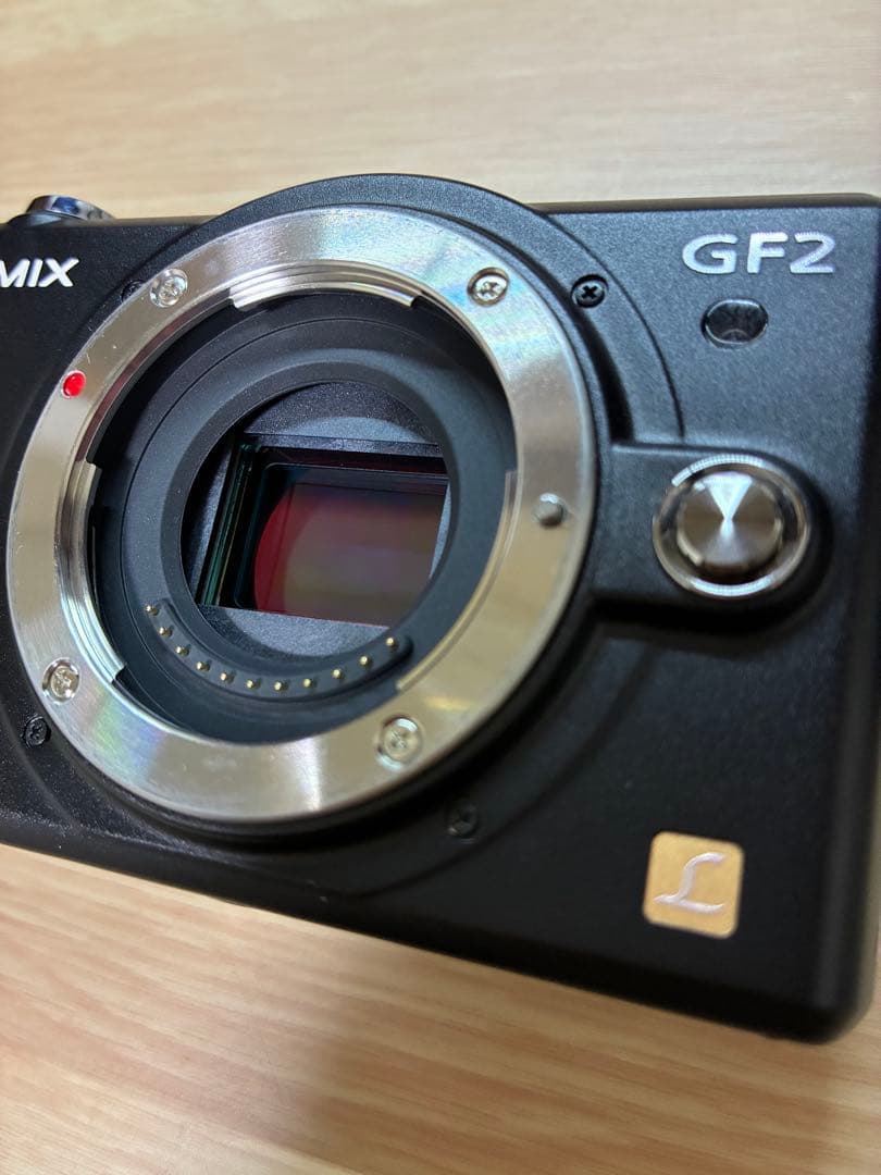 【美品】パナソニック LUMIX GF2 ダブルレンズキット　おまけ付き