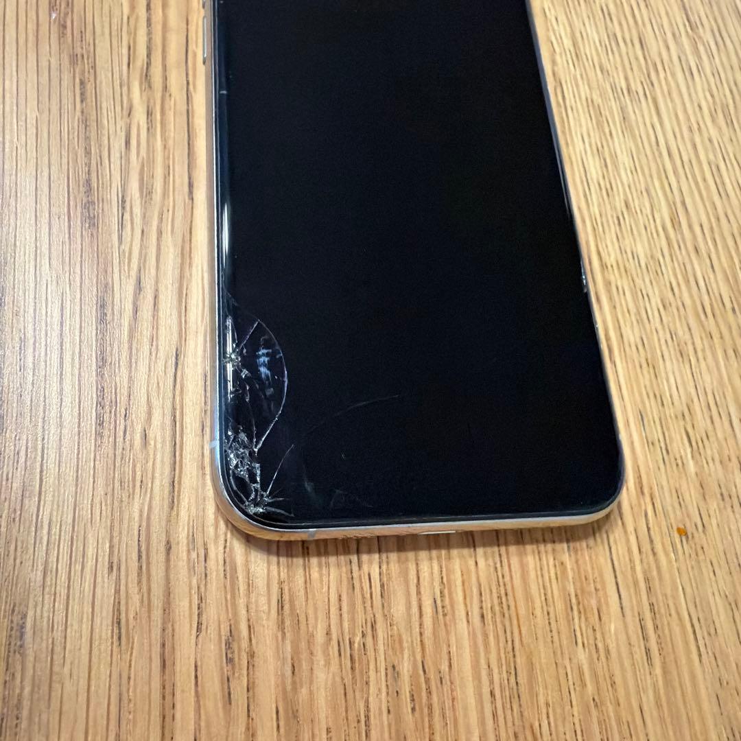 ミ*ー様 iPhone11pro 非純正パーツ使用(バッテリー)