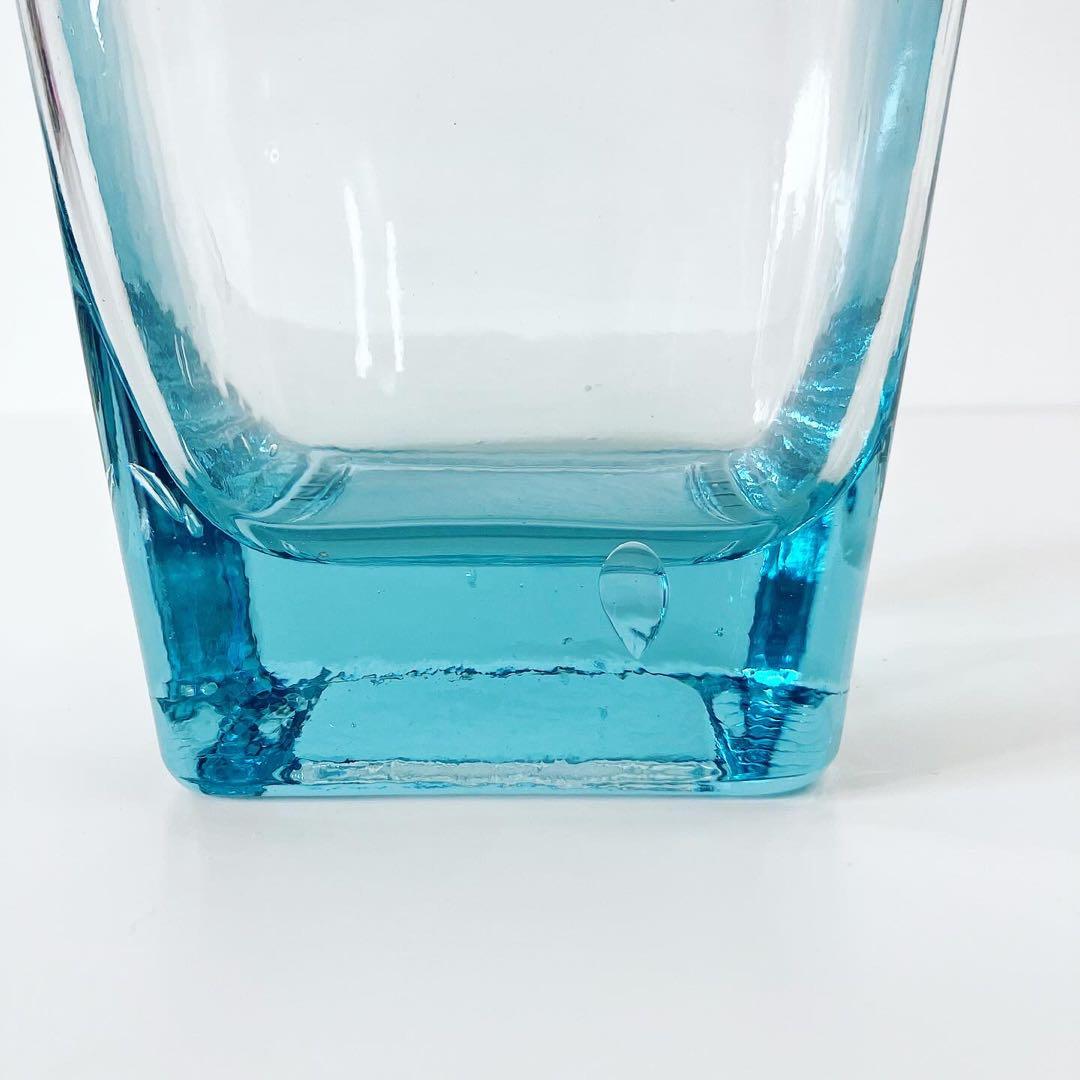 ビンテージガラス　花瓶　リサイクルガラス　置物　オブジェ　古物　古道具　蚤の市