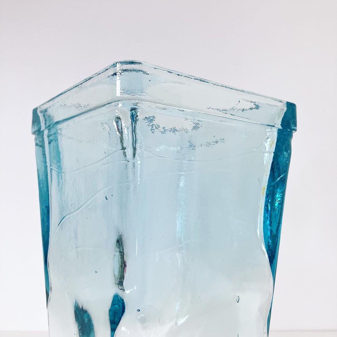 ビンテージガラス　花瓶　リサイクルガラス　置物　オブジェ　古物　古道具　蚤の市