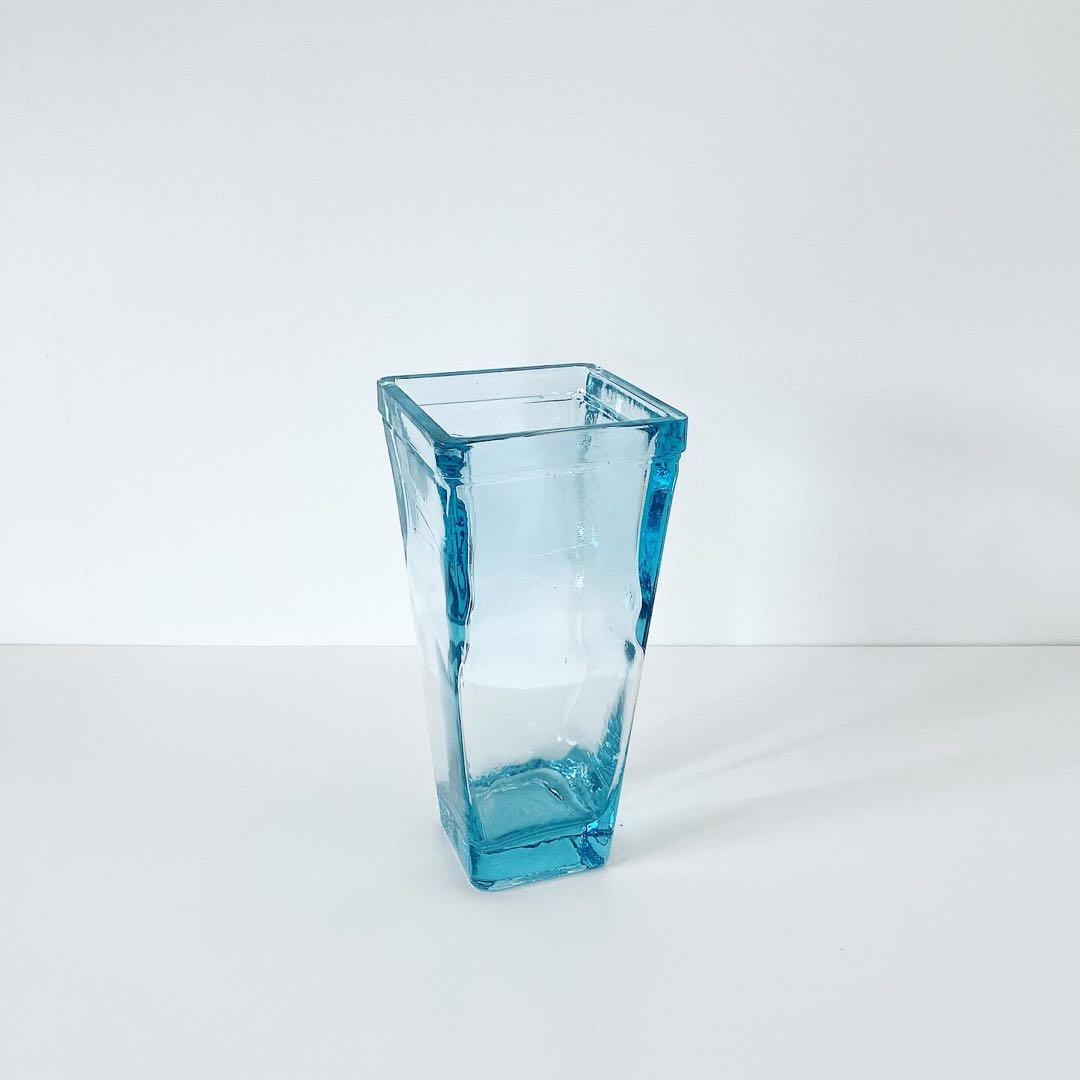 ビンテージガラス　花瓶　リサイクルガラス　置物　オブジェ　古物　古道具　蚤の市