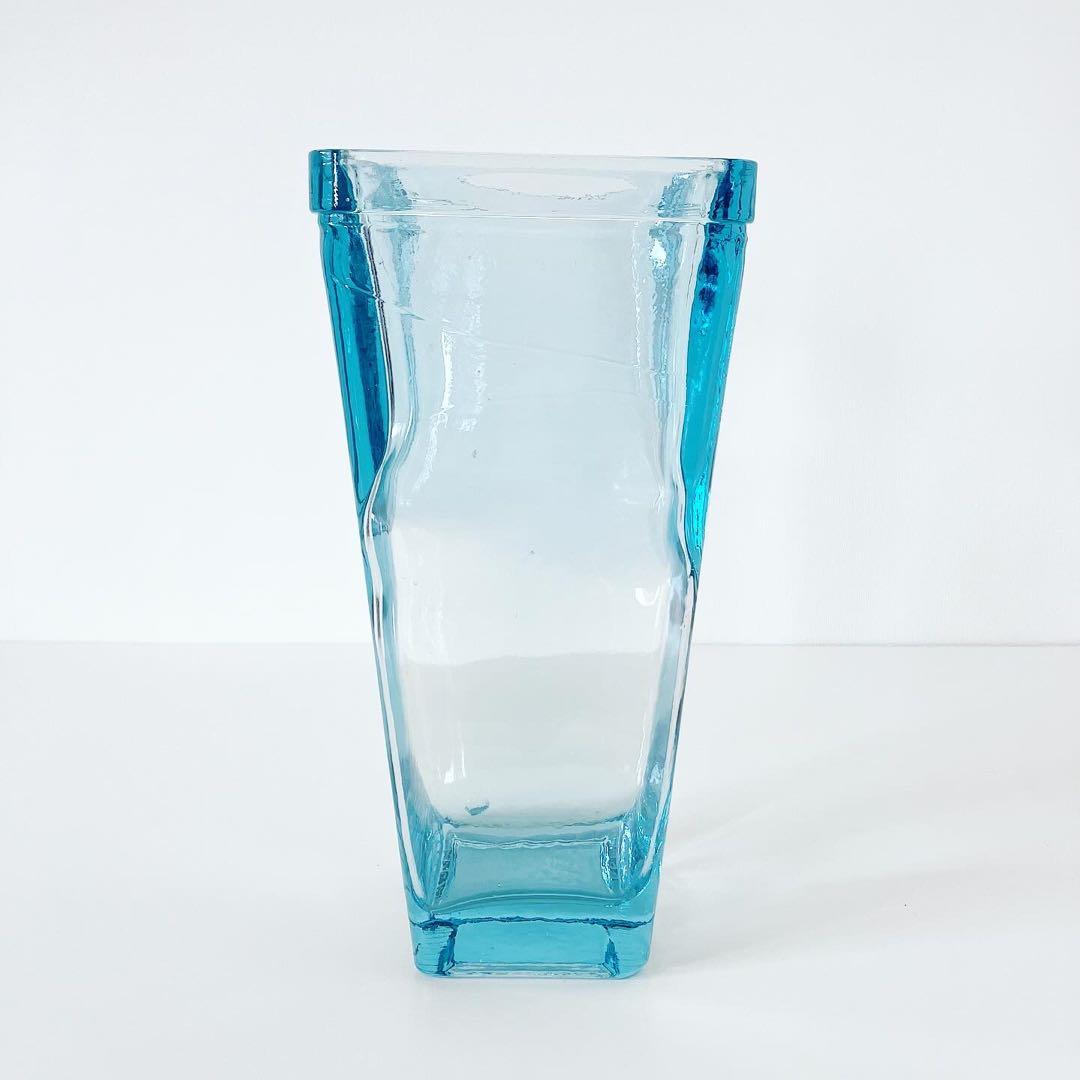 ビンテージガラス　花瓶　リサイクルガラス　置物　オブジェ　古物　古道具　蚤の市