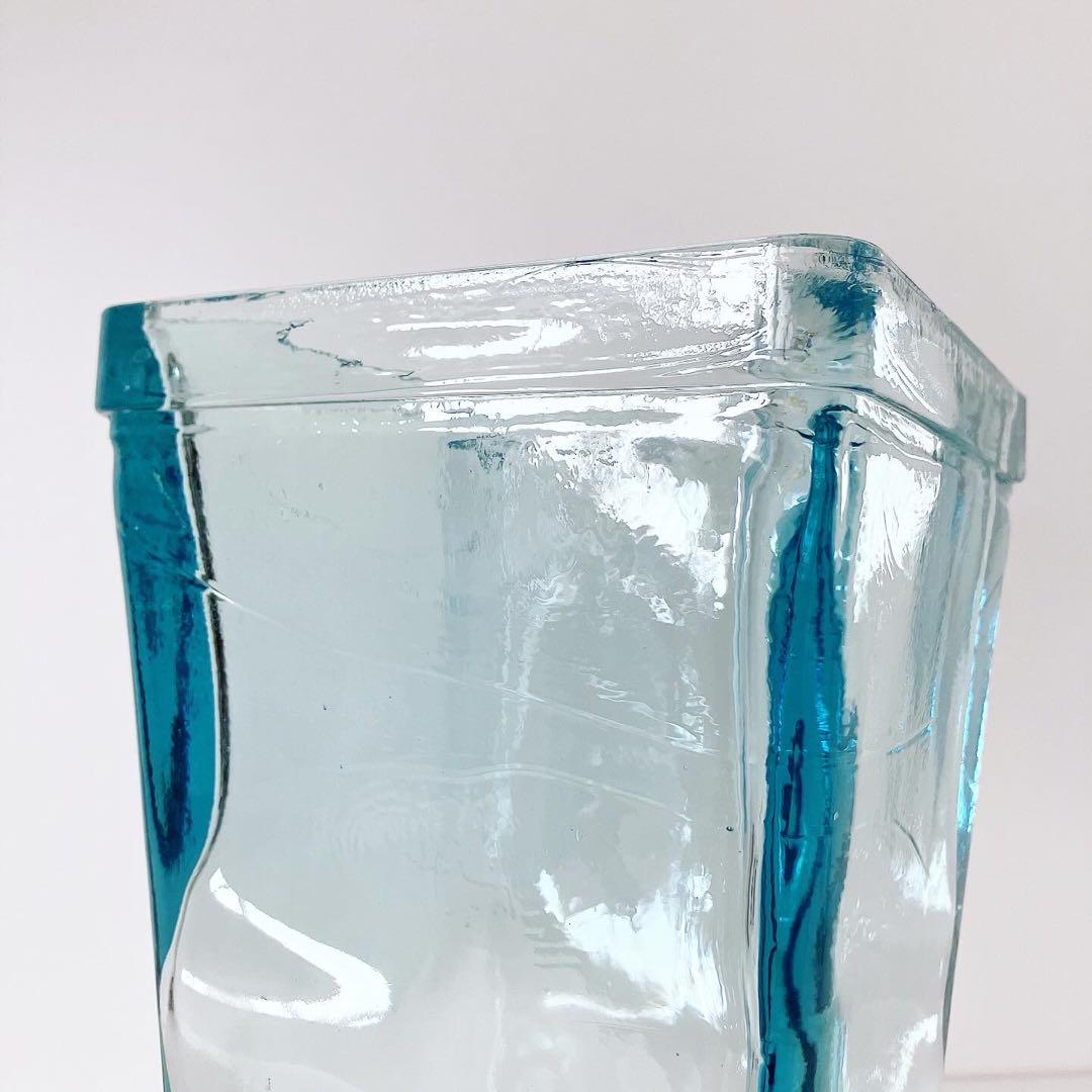 ビンテージガラス　花瓶　リサイクルガラス　置物　オブジェ　古物　古道具　蚤の市