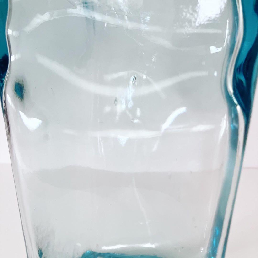 ビンテージガラス　花瓶　リサイクルガラス　置物　オブジェ　古物　古道具　蚤の市