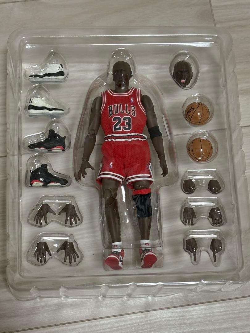 MAFEX マフェックス マイケル・ジョーダン　　フィギュア