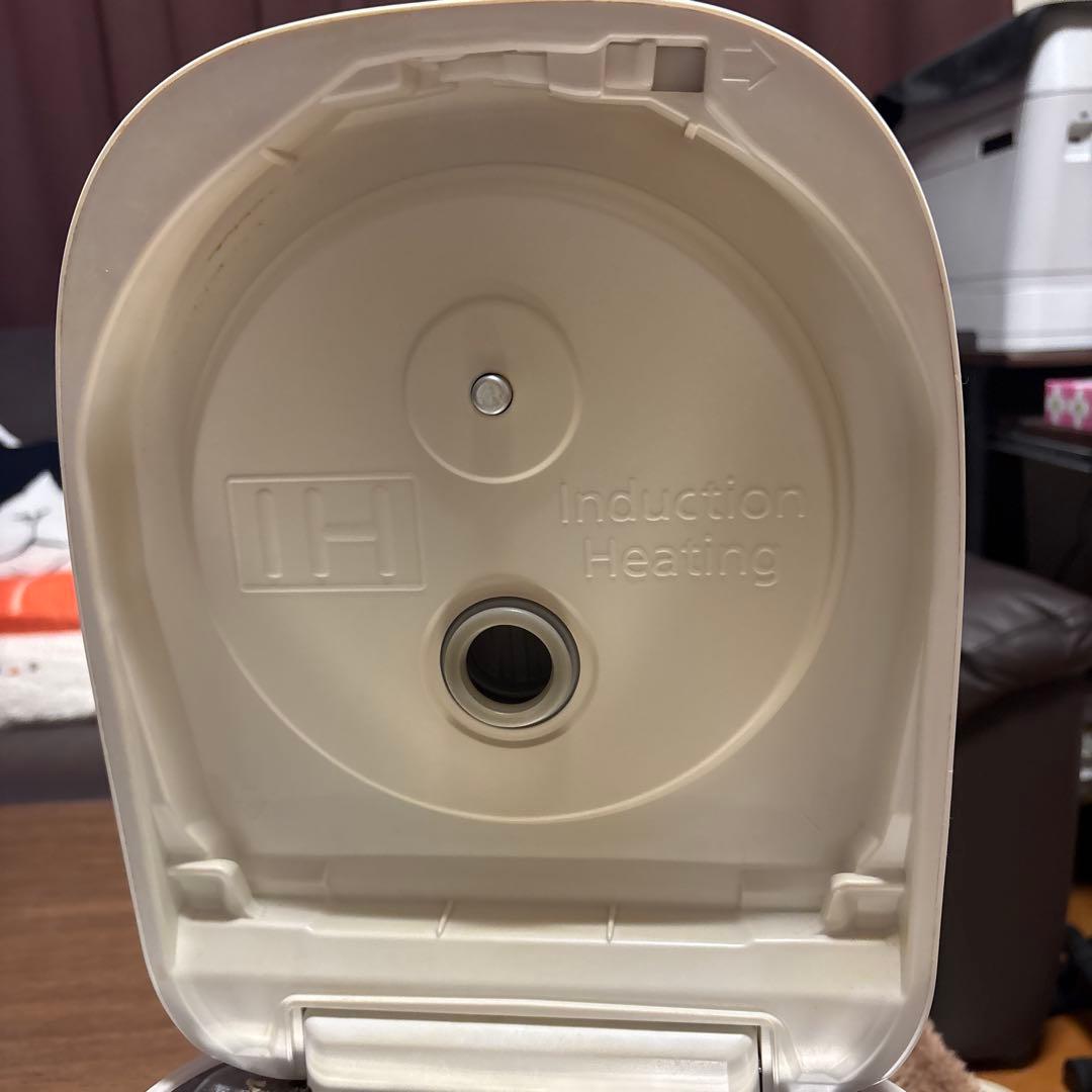 パナソニック　SR-HX107 おどり炊き　炊飯器　2018年製