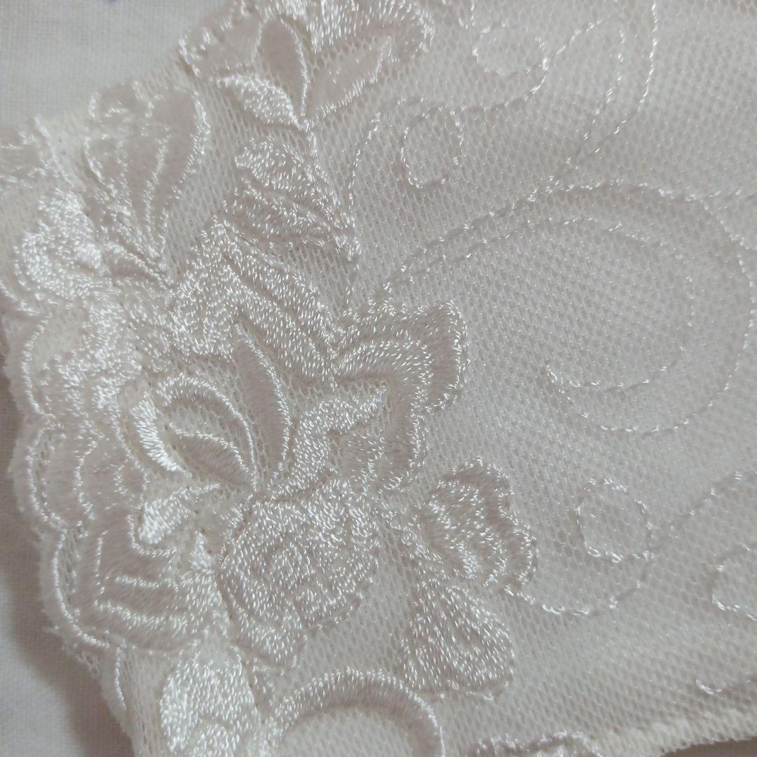 M33★White★チュール★お花✿刺繍レース★ハンドメイドマスク