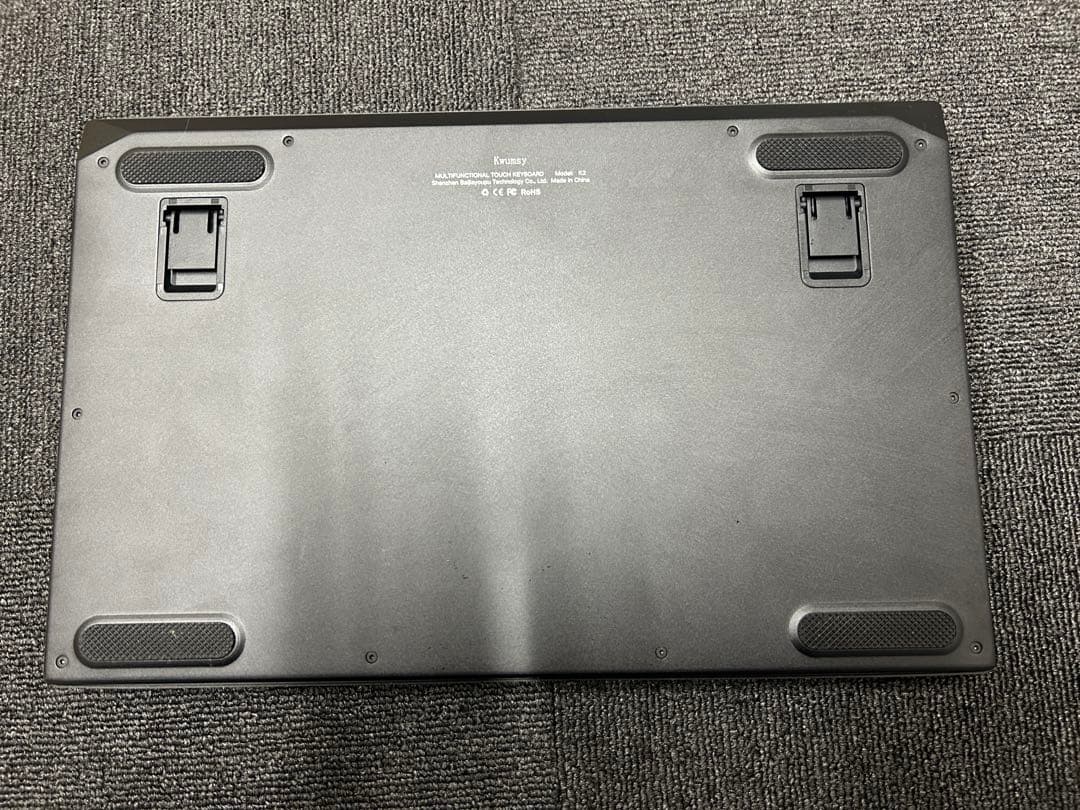 Kwumsy K2 タッチスクリーン付きキーボード