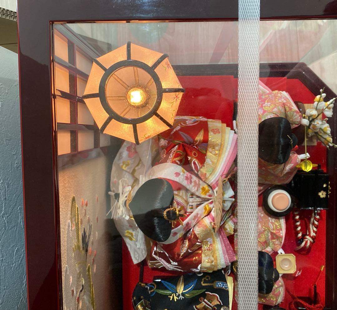 アクリルケース入 雛人形 五人飾り 鶴の刺繍屏風付 伝統美漂う逸品 桃の節句