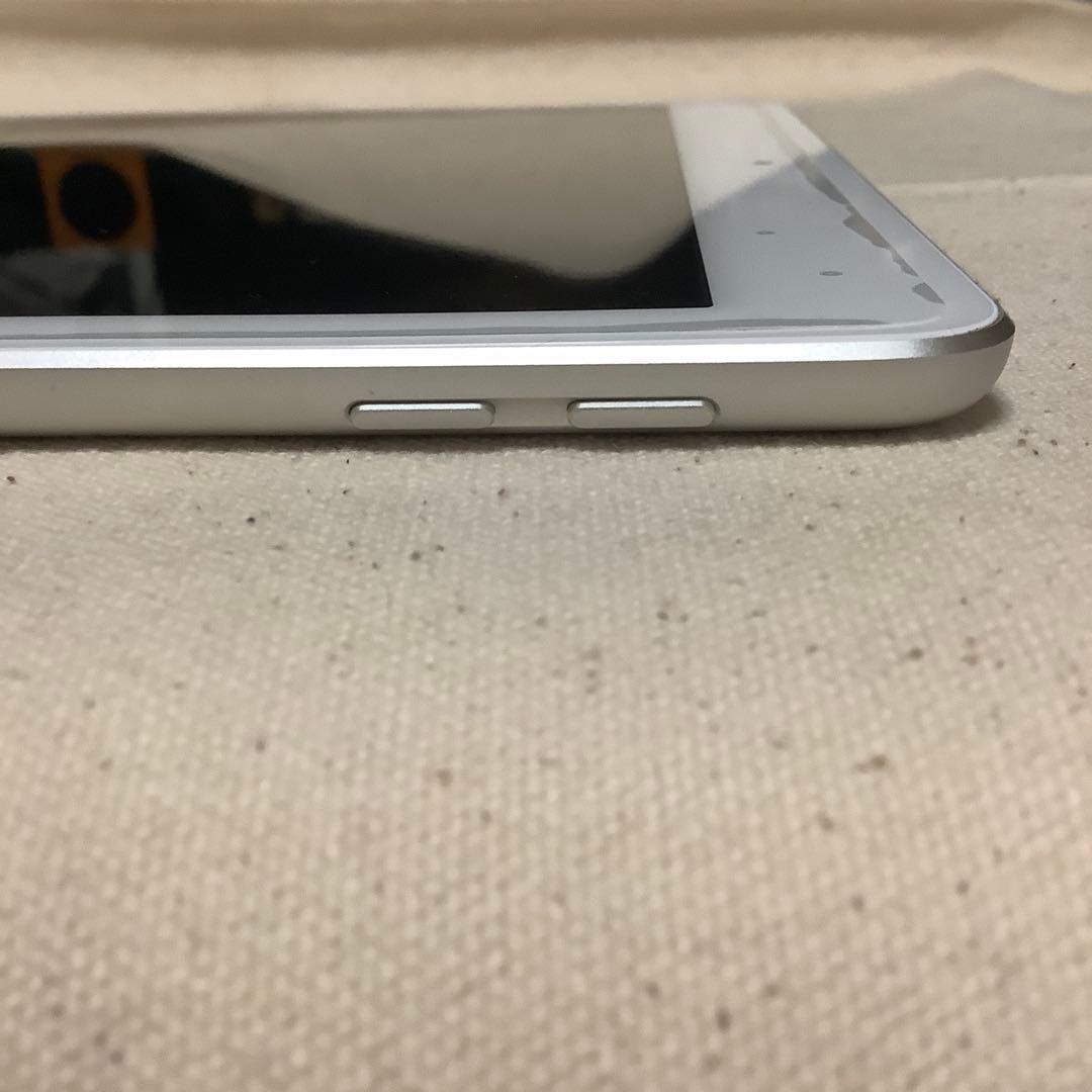 Apple iPad 第5世代 Wi-Fi専用モデル 32GB　電池92％