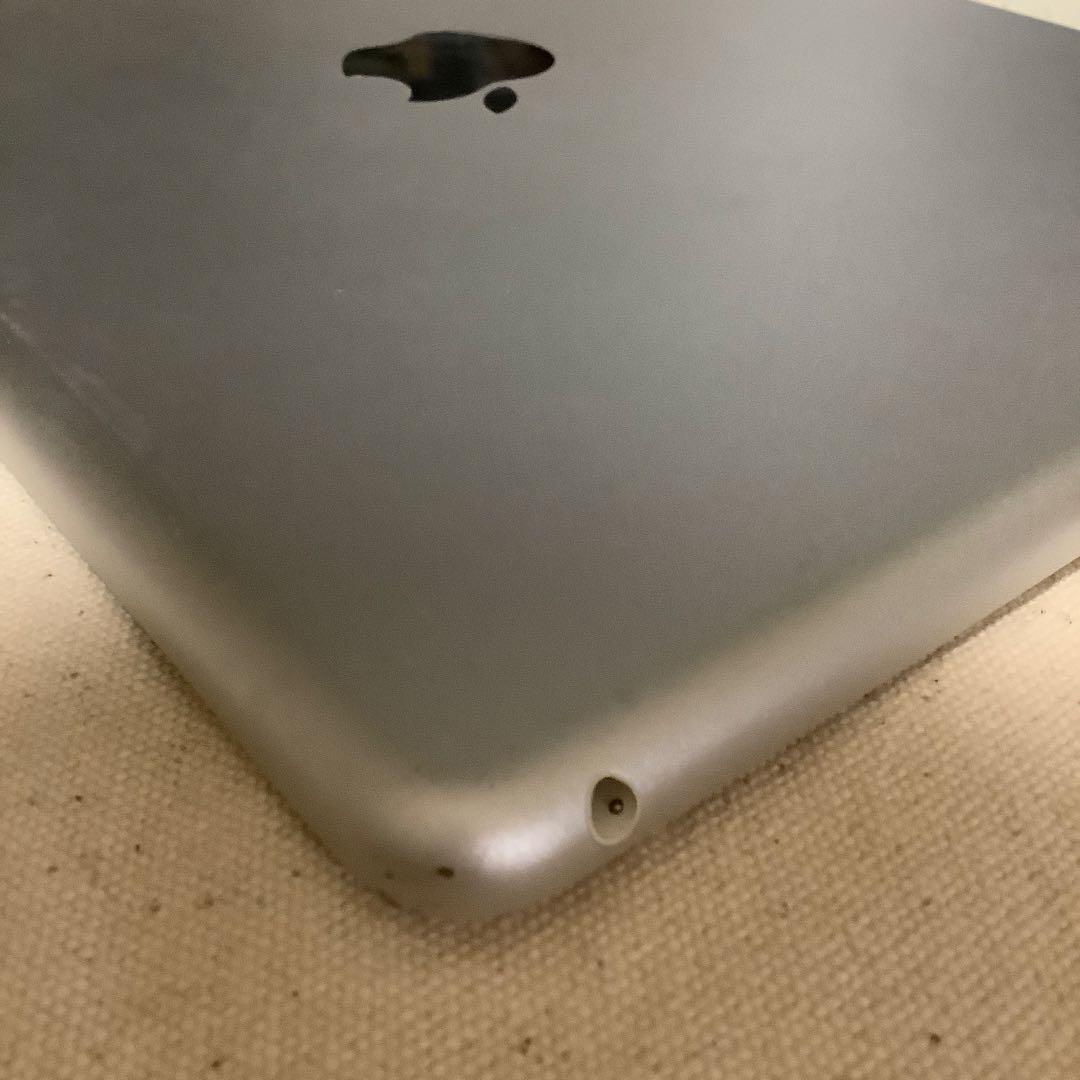 Apple iPad 第5世代 Wi-Fi専用モデル 32GB　電池92％