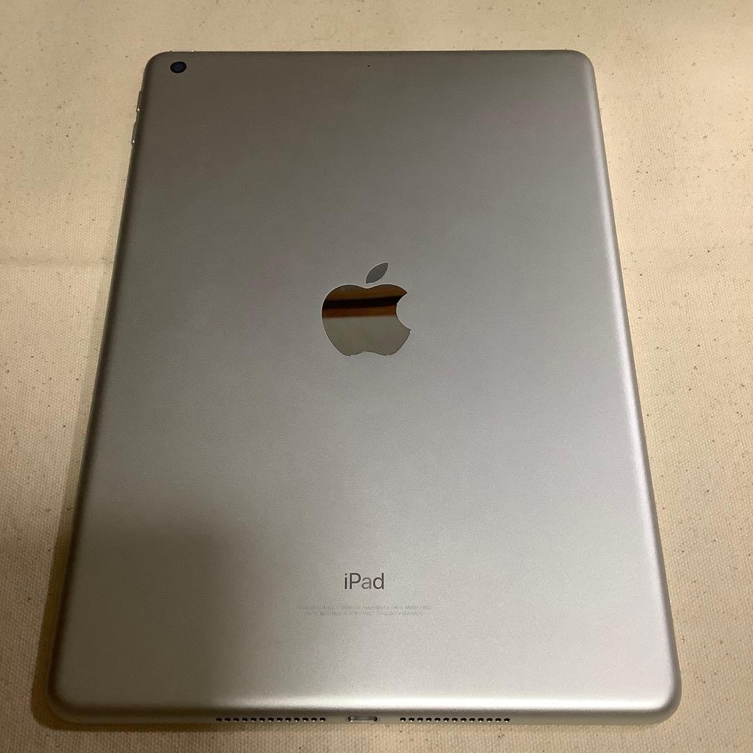 Apple iPad 第5世代 Wi-Fi専用モデル 32GB　電池92％