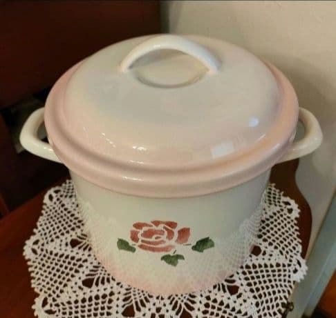 1369:マニー・イマン好き！マニーローズ ホーロー 　ライス缶　新品未使用