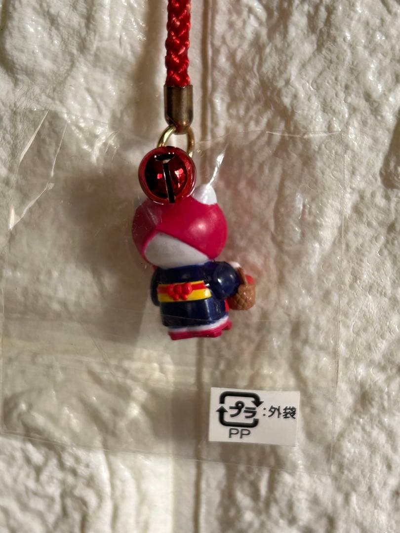 ご当地キティ【みちのくキティ物語】3点セット りんご娘 根付ストラップ 未開封