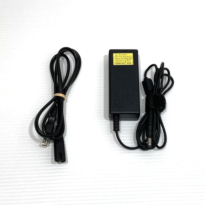 東芝 ノートPC dynabook T65/HG【i7/8世代・中古】