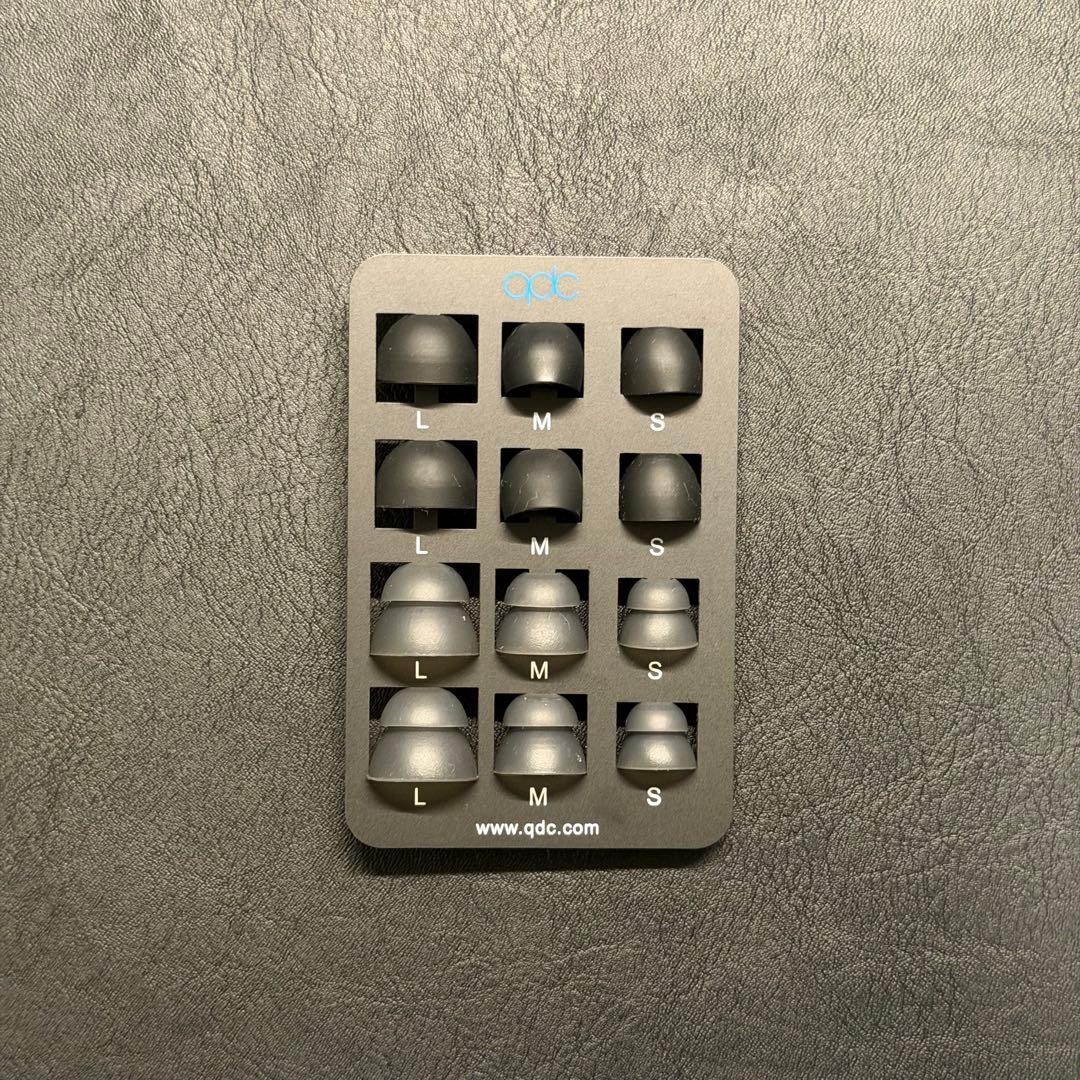 イヤホン qdc SUPERIOR <Piano Black>