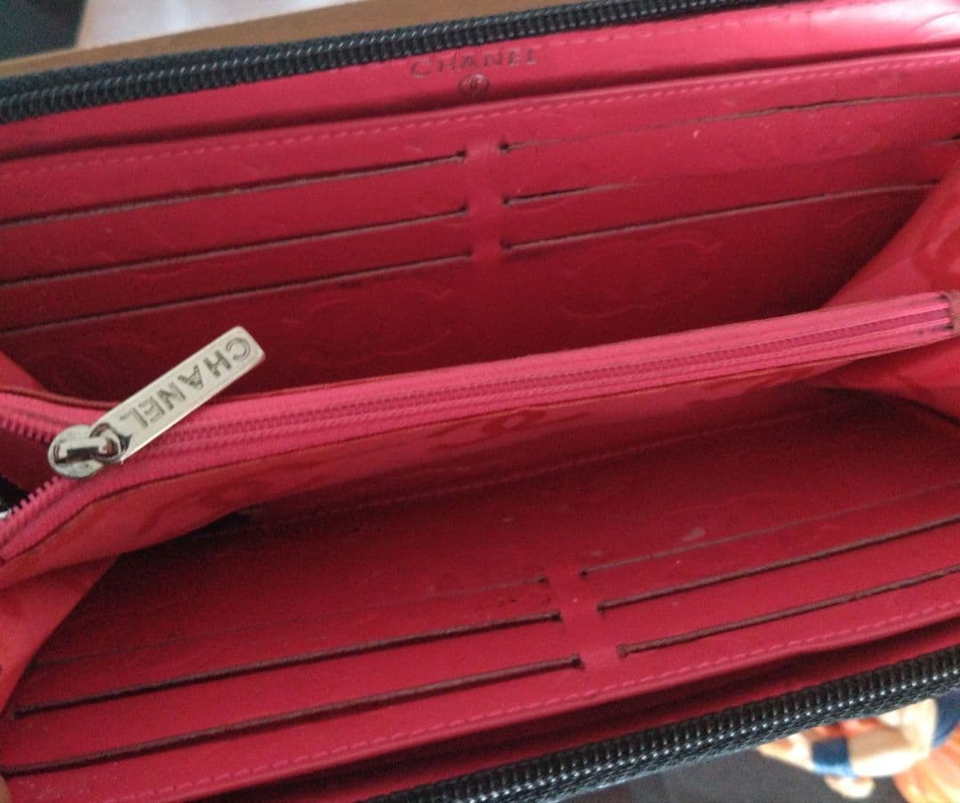 CHANEL キルティング 長財布 黒