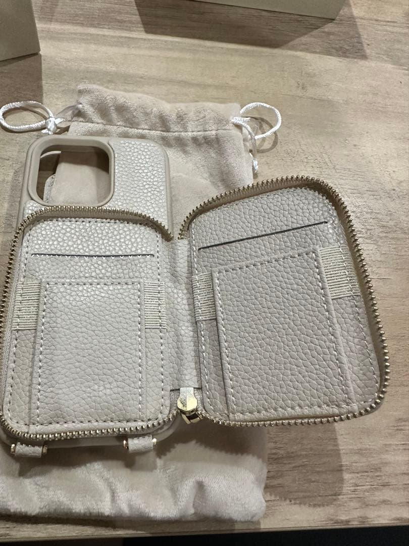 iPhoneアクセサリー CUSTYPE iPhone14pro