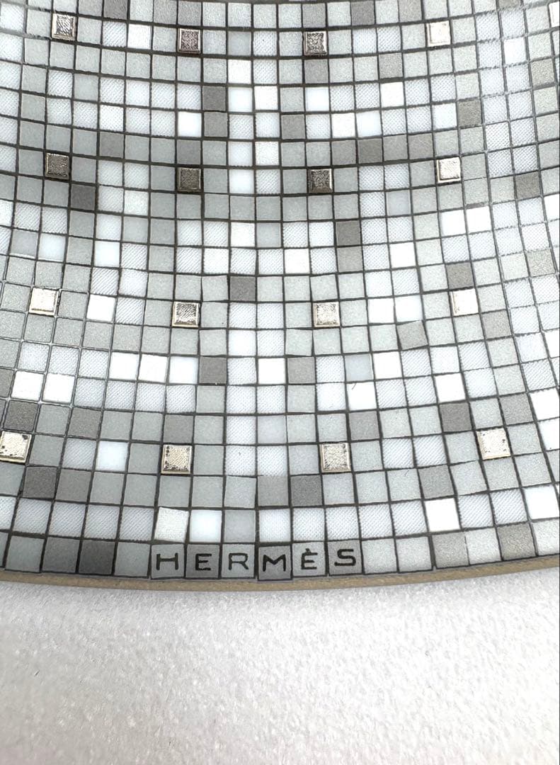 エルメス　モザイク ヴァンキャトル　ゴールドプラチナ　タルトプレートペア　箱付き