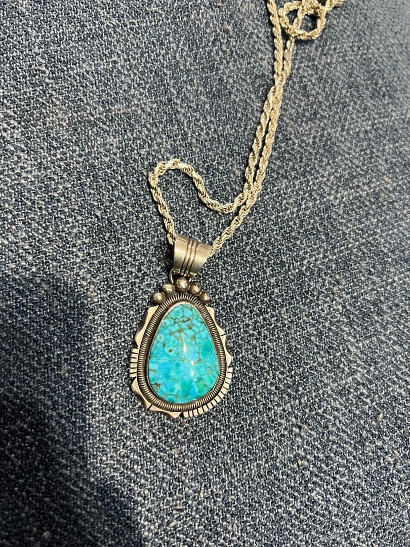 ターコイズ　ナバホ族　ナンバー8 特大