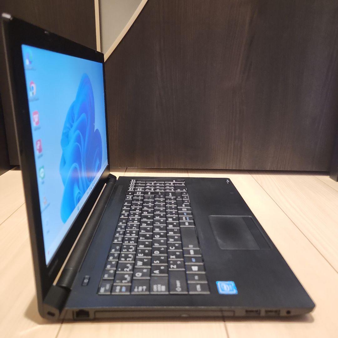 ⭐美品⭐　ノートパソコン　薄型　大容量　東芝　持ち運びも可能！！
