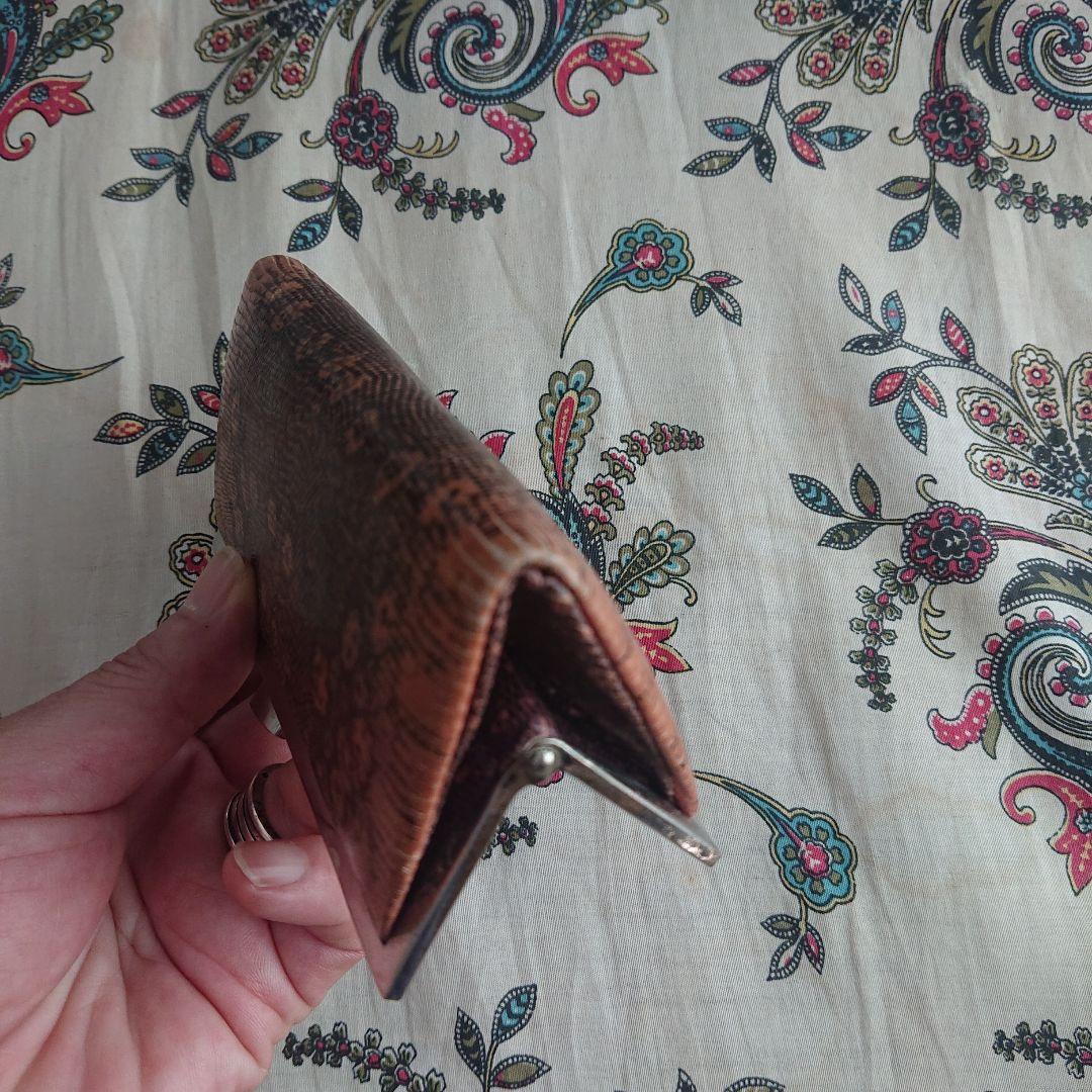 ヘビ柄ブラウンレザーがま口財布