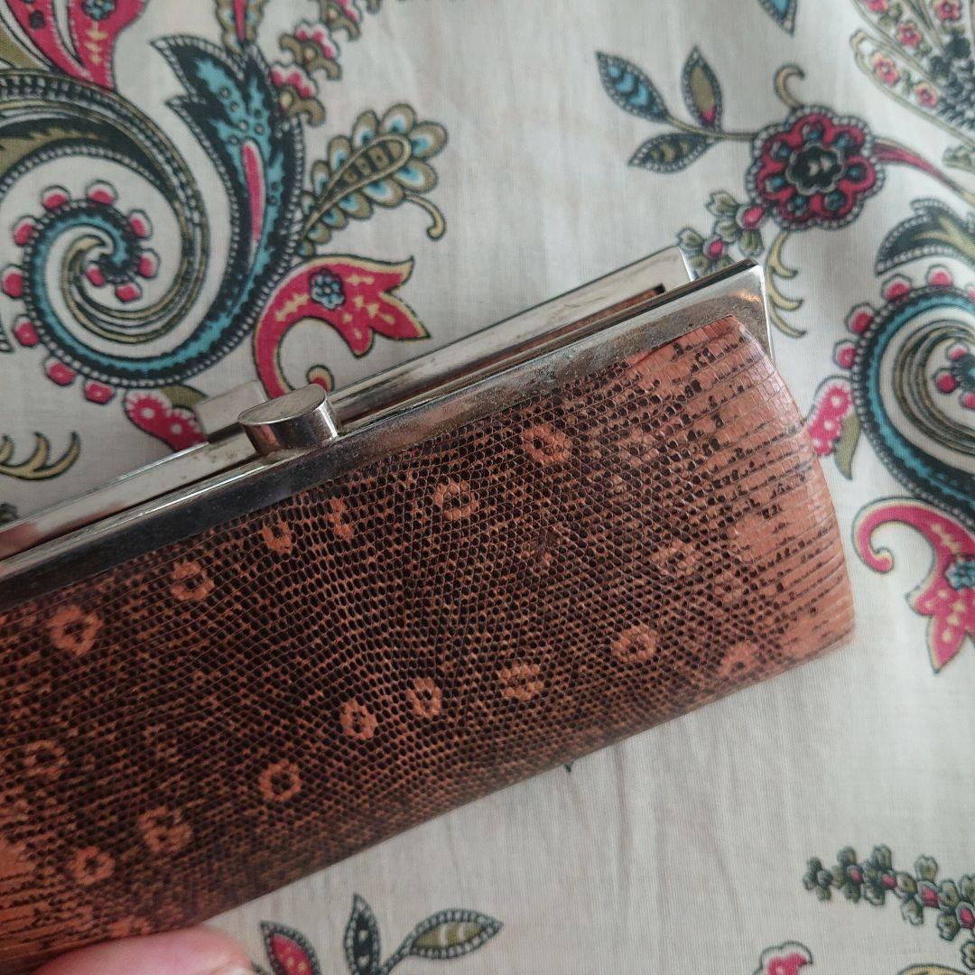 ヘビ柄ブラウンレザーがま口財布