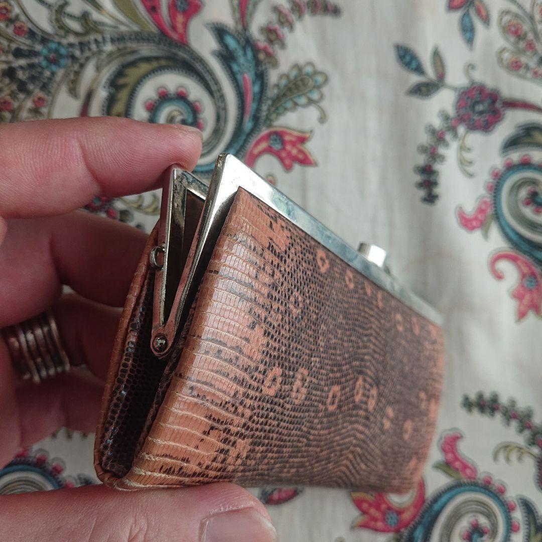 ヘビ柄ブラウンレザーがま口財布