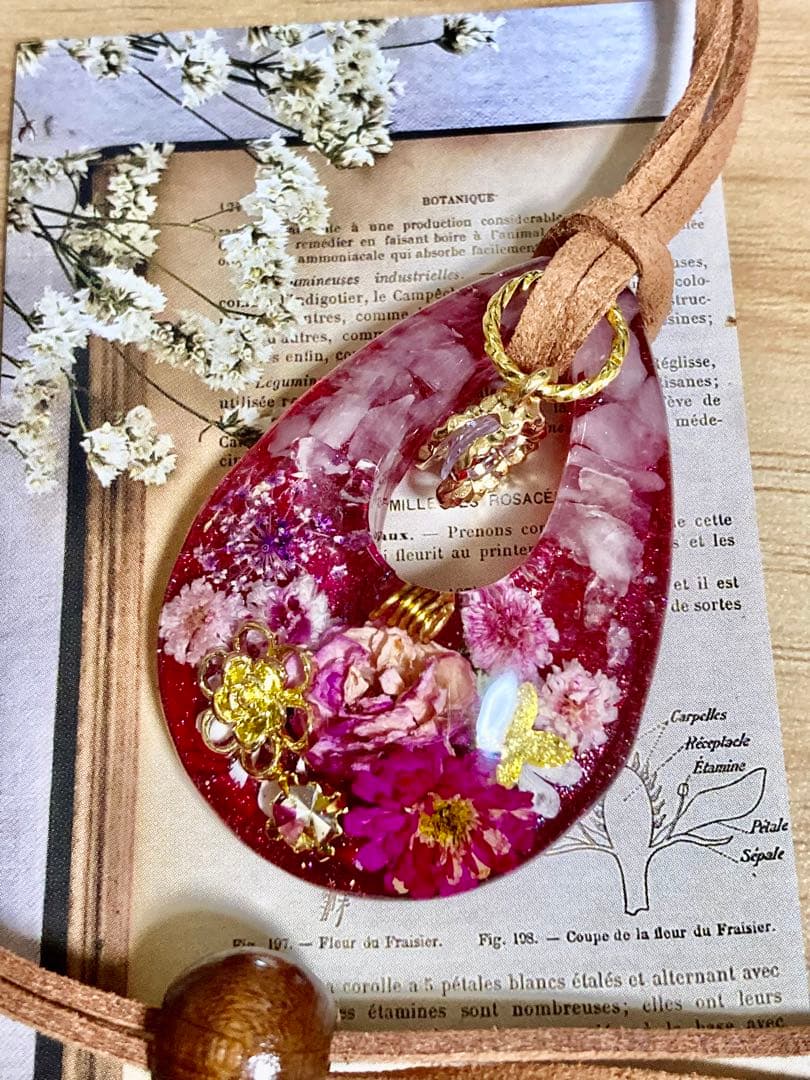 【N.444】ハンドメイドネックレス　オルゴナイト　レジン　薔薇　ローズクォーツ