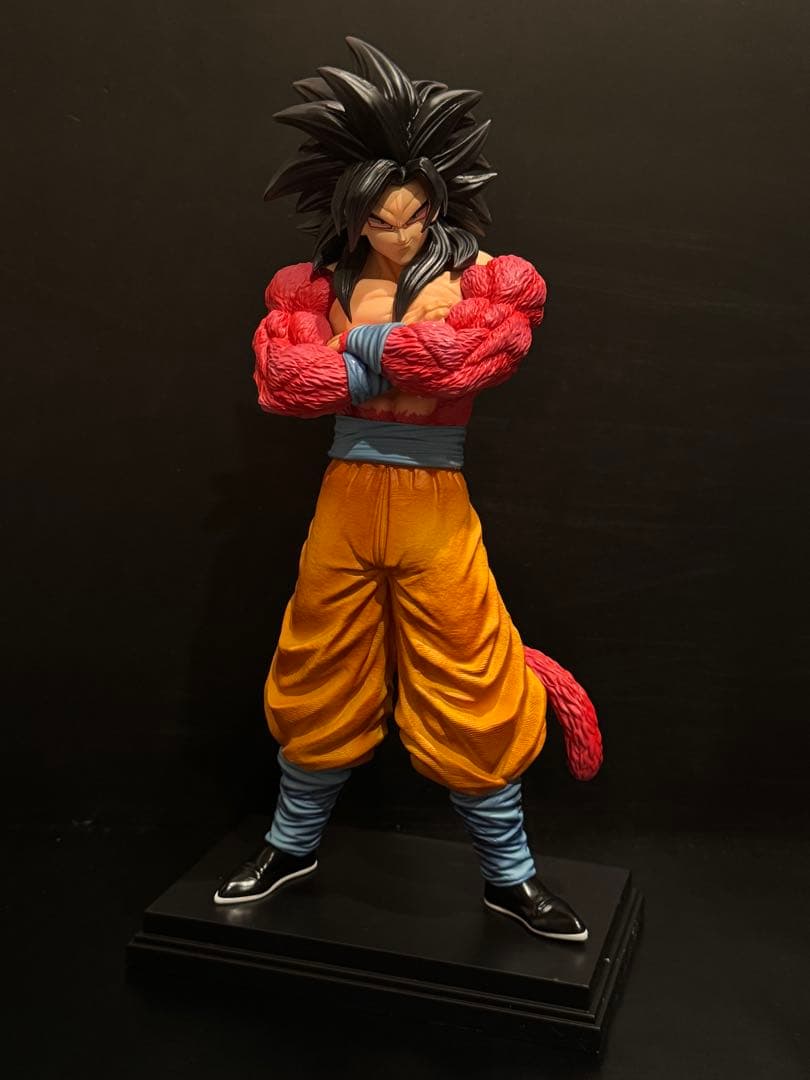 ドラゴンボール　超サイヤ人4　ゴジータ　孫悟空　ベジータ　フィギュア