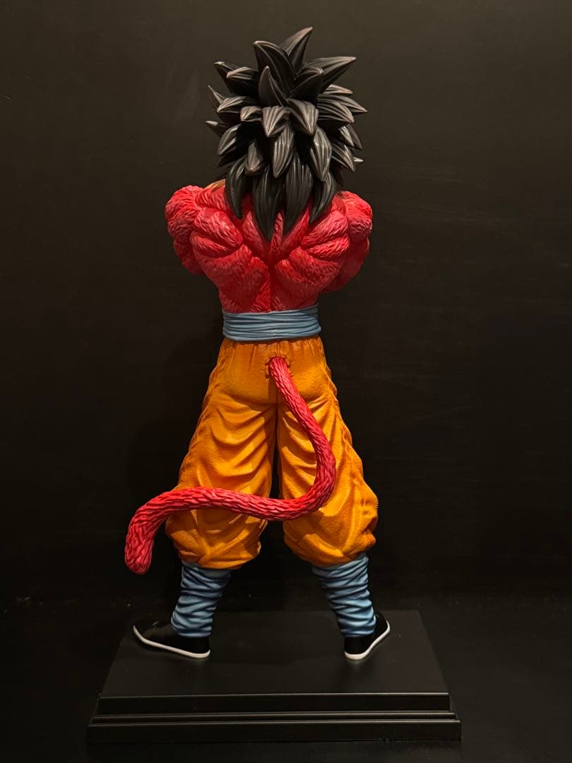 ドラゴンボール　超サイヤ人4　ゴジータ　孫悟空　ベジータ　フィギュア