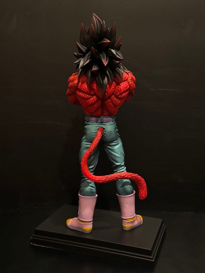 ドラゴンボール　超サイヤ人4　ゴジータ　孫悟空　ベジータ　フィギュア