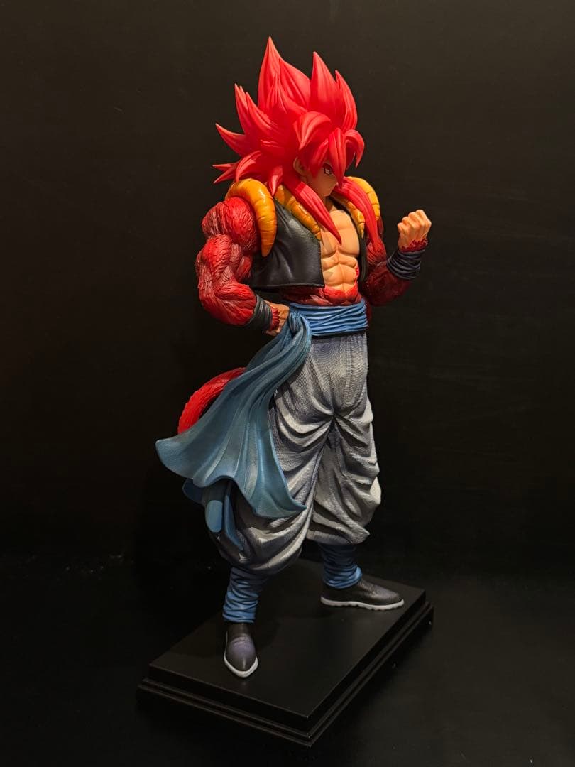 ドラゴンボール　超サイヤ人4　ゴジータ　孫悟空　ベジータ　フィギュア