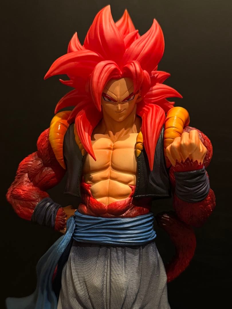 ドラゴンボール　超サイヤ人4　ゴジータ　孫悟空　ベジータ　フィギュア