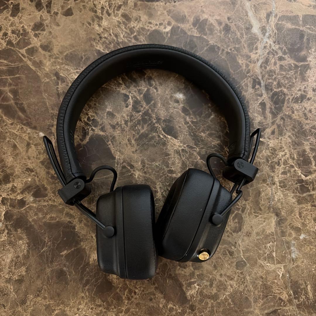 Marshall ブラック ワイヤレスヘッドホン