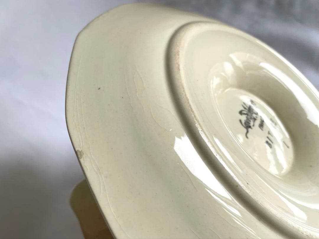 サルグミンヌ　アンティーク　ハンドペイントのソーシエール