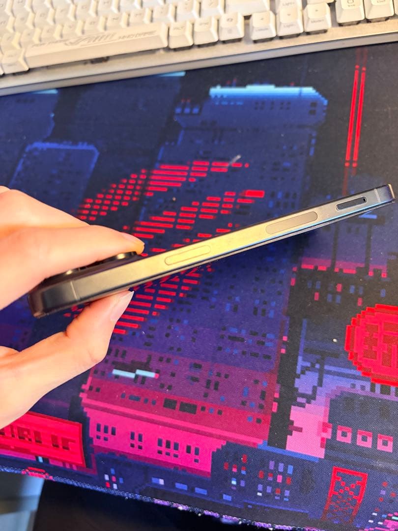 極美品iPhone15Promax 256GB/US/100%/simフリ