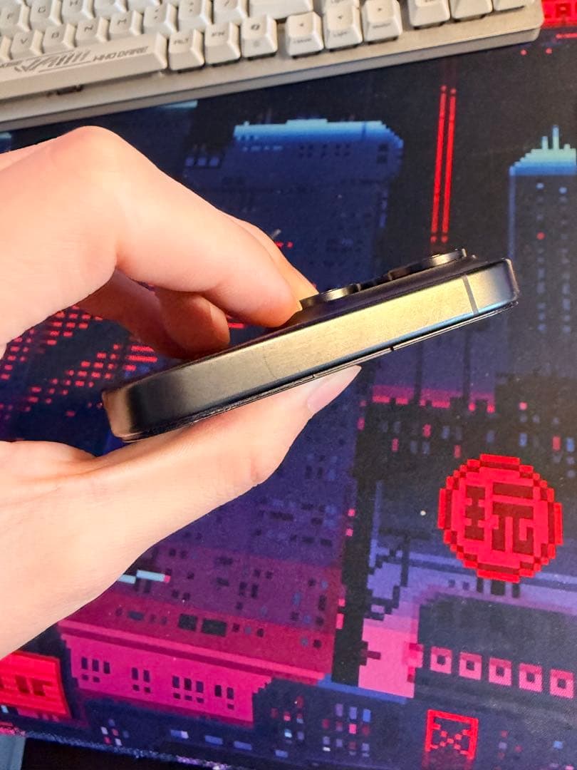 極美品iPhone15Promax 256GB/US/100%/simフリ