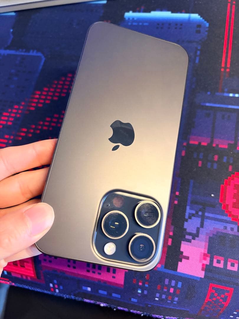 極美品iPhone15Promax 256GB/US/100%/simフリ