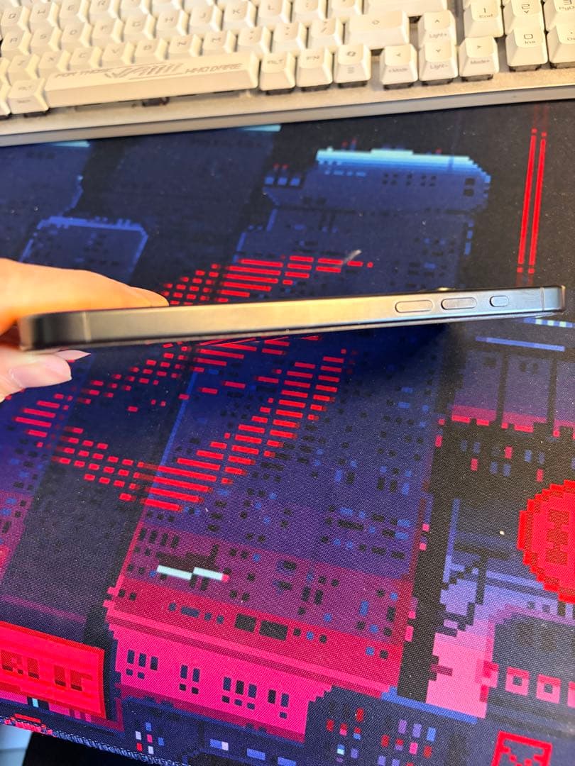 極美品iPhone15Promax 256GB/US/100%/simフリ