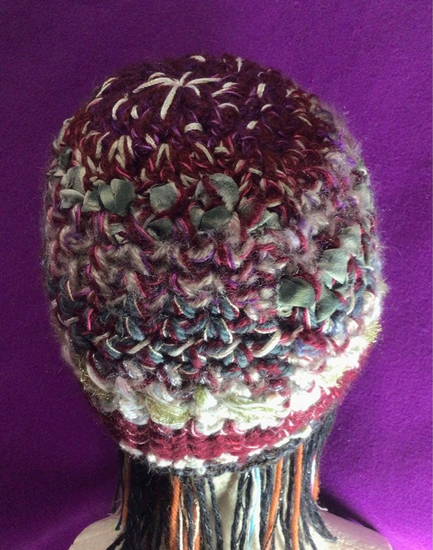 手作りニット帽ビーニー　　シルクリボン　アルパカ混　ボルドー　グレー