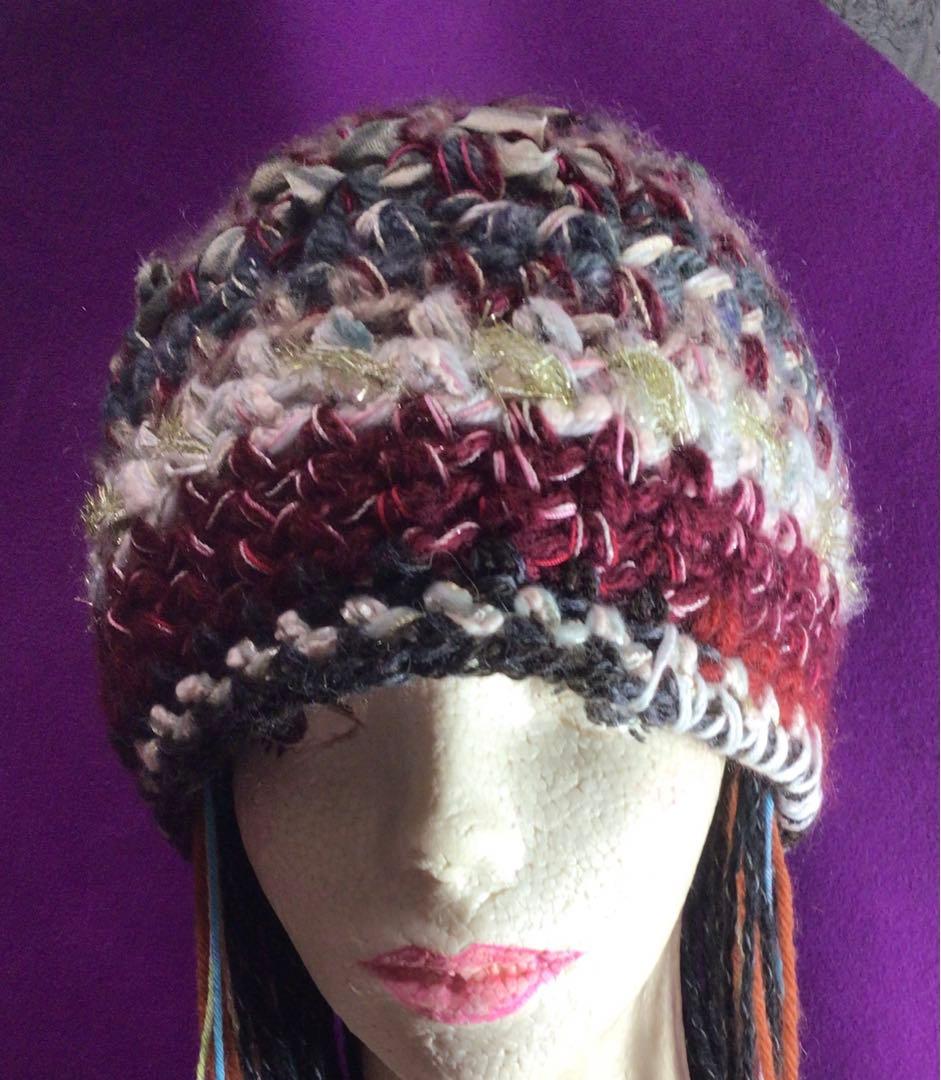手作りニット帽ビーニー　　シルクリボン　アルパカ混　ボルドー　グレー