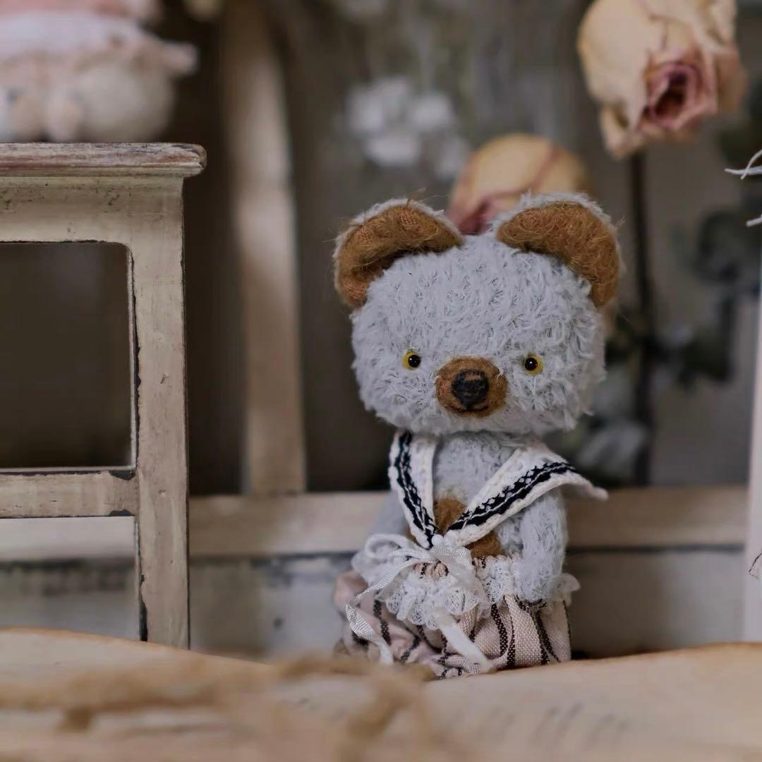グレーブルーミニベア 海外作家様 アーティストベア テディベア ハンドメイド