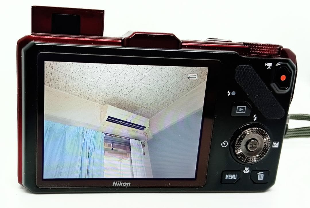 Nikon COOLPIX S9300 Red 16.0MP 充電器付き