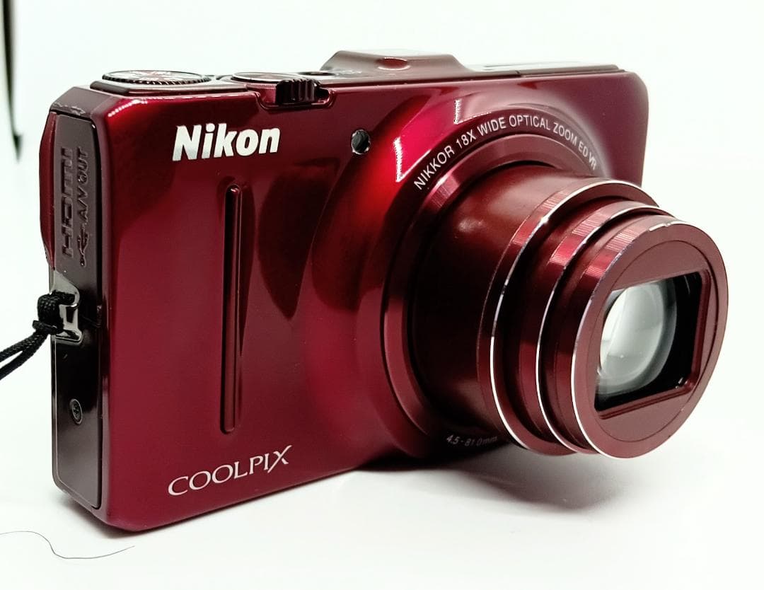 Nikon COOLPIX S9300 Red 16.0MP 充電器付き
