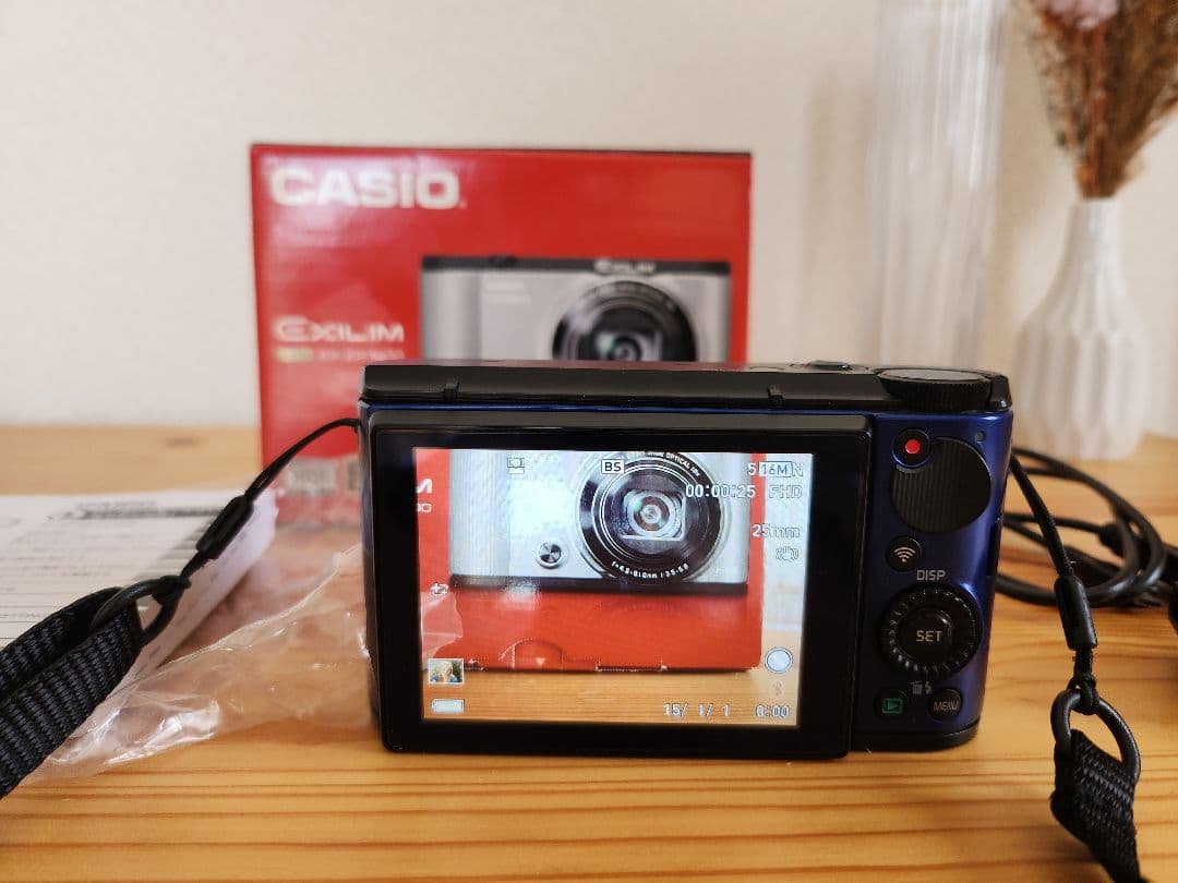 【CASIO EXILIM EX-ZR1600】 デジタルカメラ