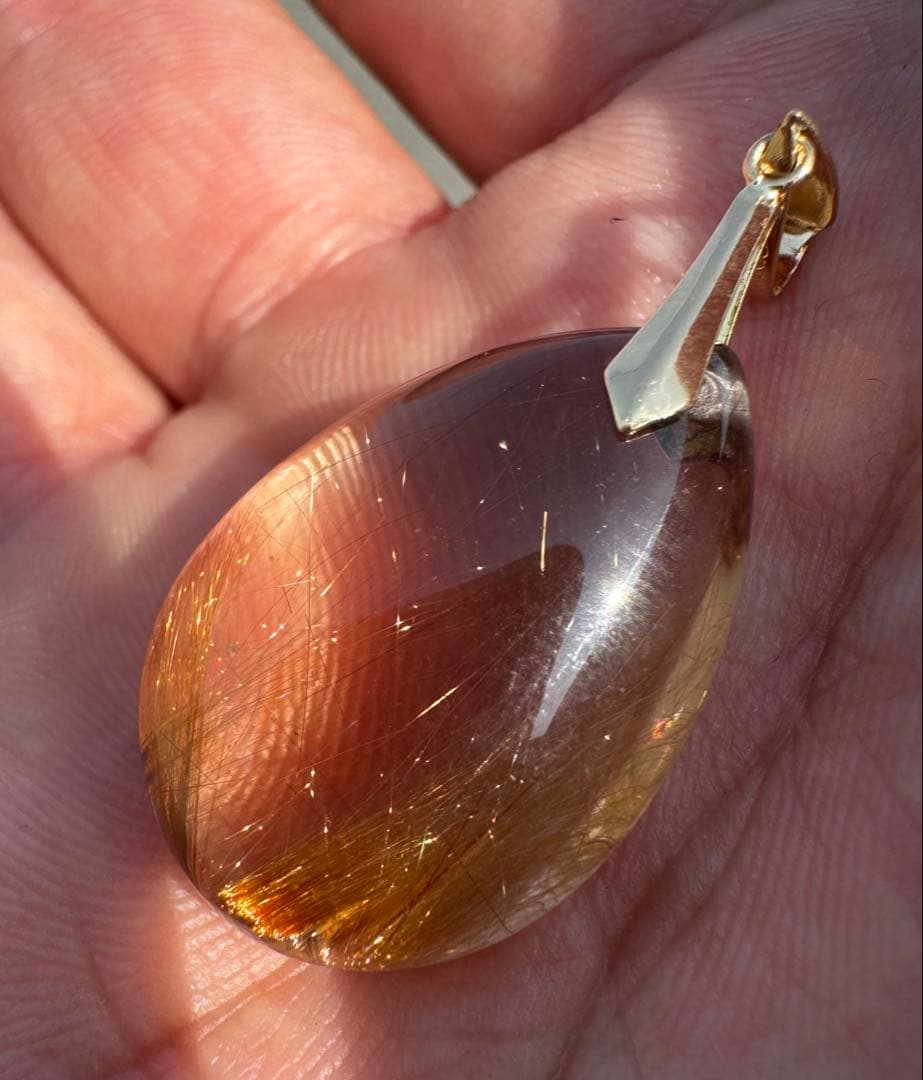 【極上品】超透明　ゴールドルチル　ペンダントトップ　豪華　K18使用