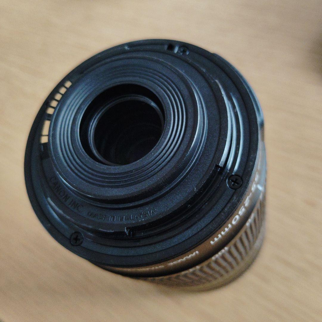 Canon キャノン EF-S 55-250mm is stm　ズームレンズ